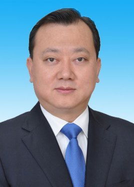 北大畢業(yè)的60后李丹履新內(nèi)江市代理市長(zhǎng)，專(zhuān)業(yè)背景引發(fā)關(guān)注